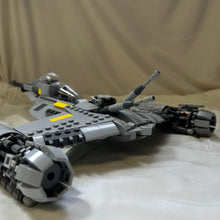 Load image into Gallery viewer, Mandalorian Din Djarin&#39;s N-1 Starfighter Building Block Set MOC with Grogu
